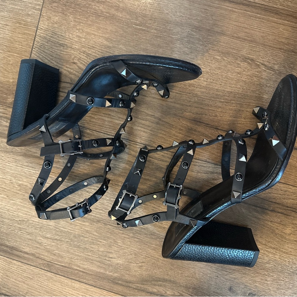 Valentino Garavani Black Rock Stud Sandals